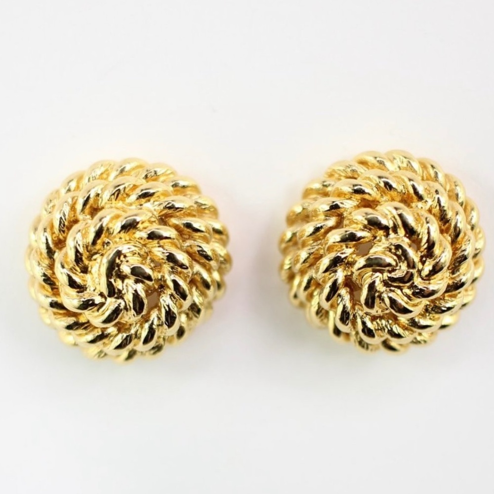 VINTAGE MONET EARRINGS